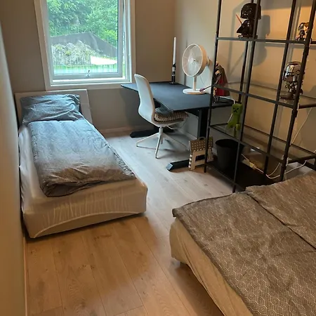 Cozy Modern With Stunning Views & Location Διαμέρισμα Μπέργκεν